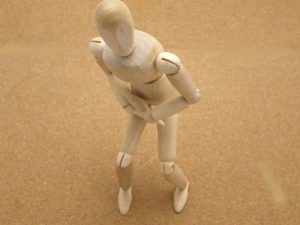 お腹が痛い様子